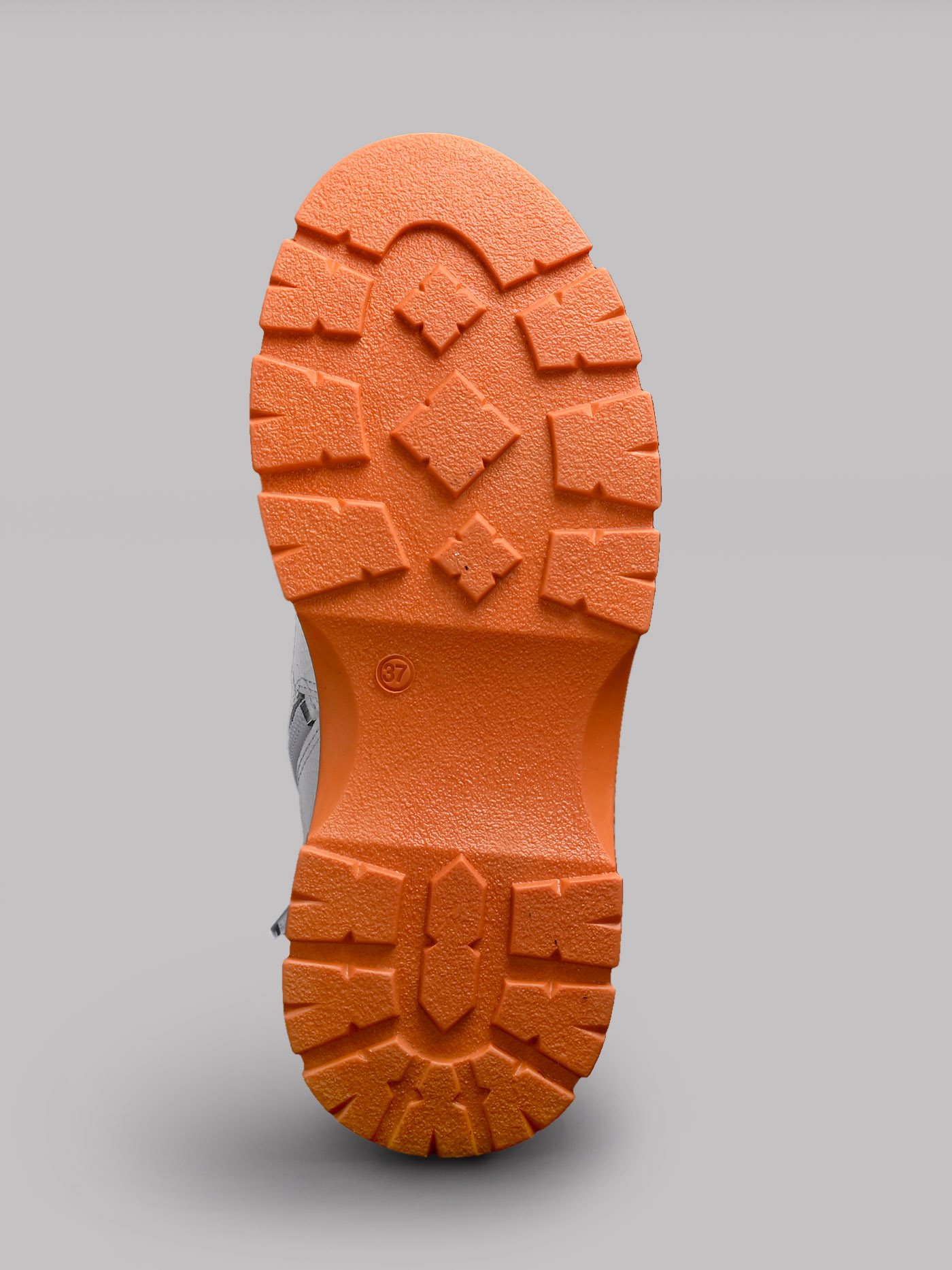 8-4409-048 Ботинки женские Ионесси